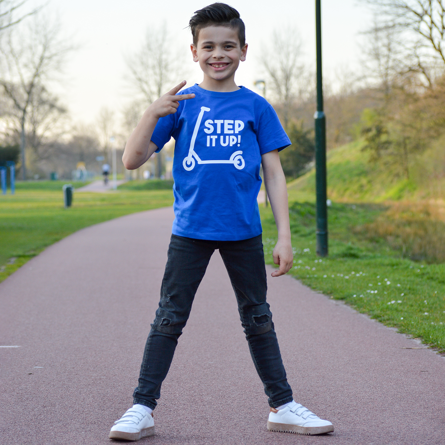 'Step it up' kids shortsleeve shirt