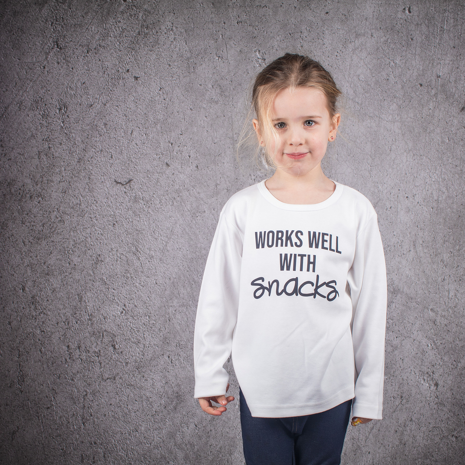 'Works well with snacks' kids longsleeve shirt