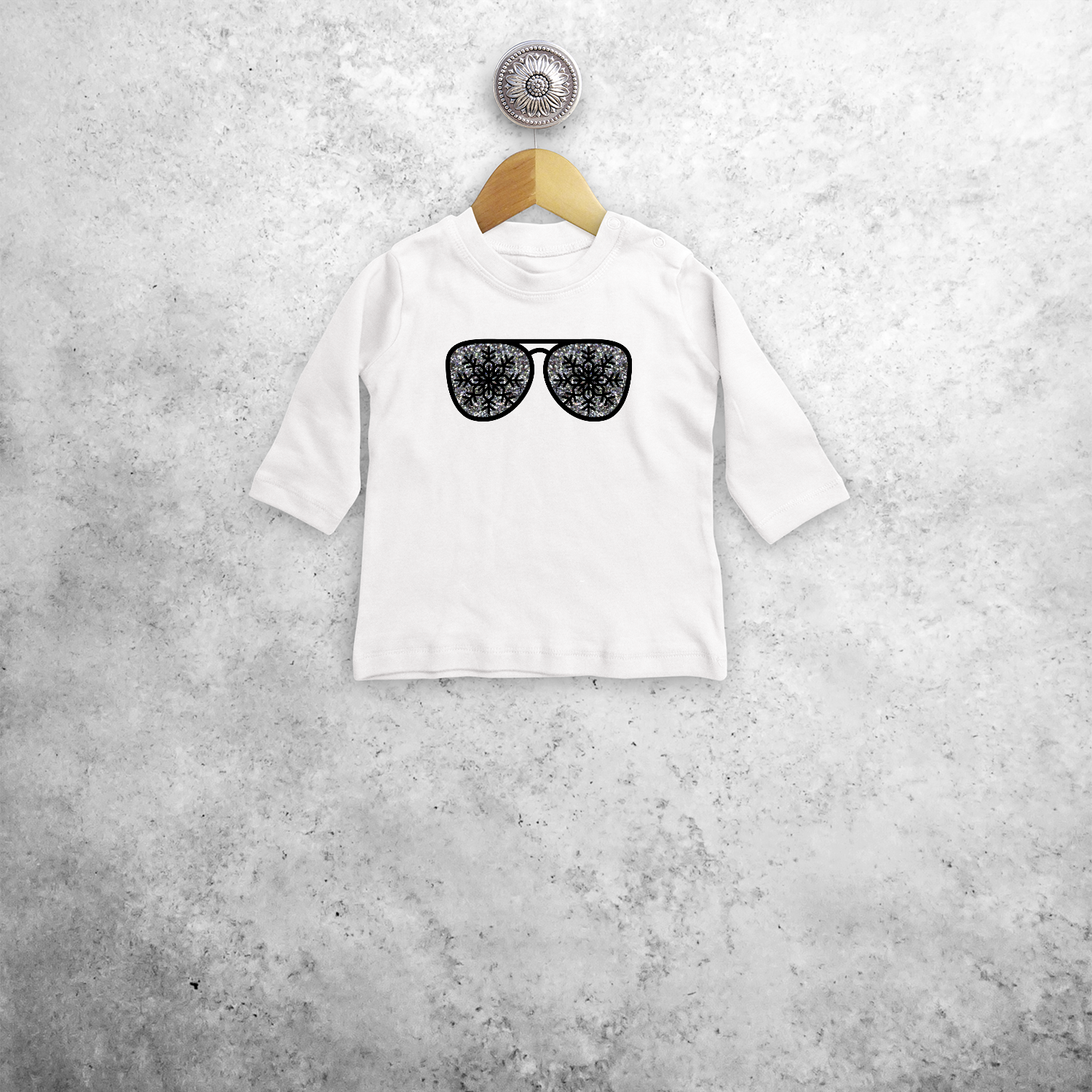 Baby or toddler shirt with long sleeves, with glitter snow star glasses print by KMLeon.